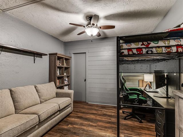 2006 N Nail Parkway, Moore, OK 73160