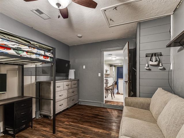 2006 N Nail Parkway, Moore, OK 73160