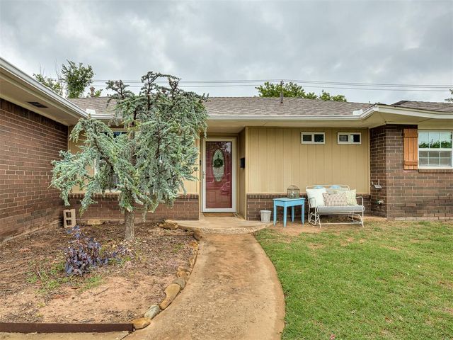 2006 N Nail Parkway, Moore, OK 73160