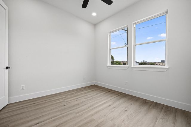 1107 Wilson St, Houston, TX 77019