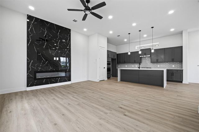 1107 Wilson St, Houston, TX 77019