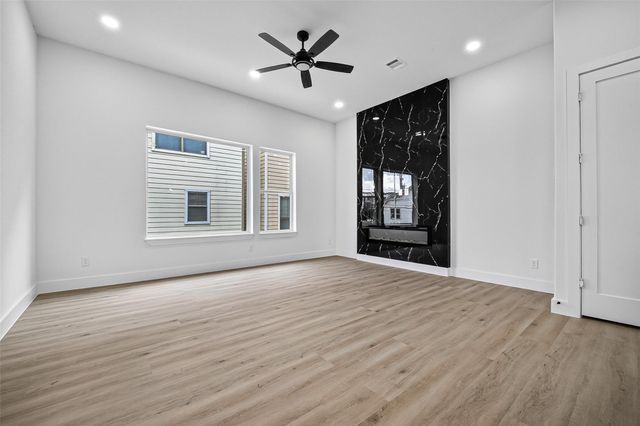1107 Wilson St, Houston, TX 77019