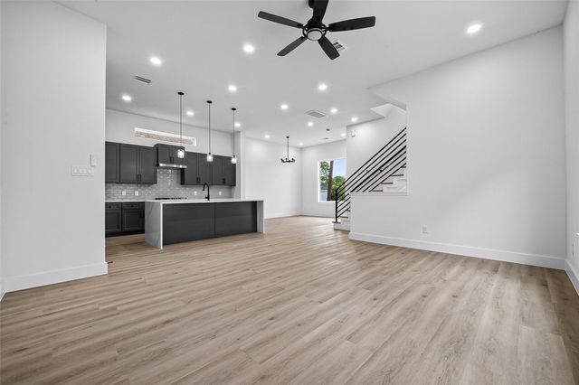 1107 Wilson St, Houston, TX 77019