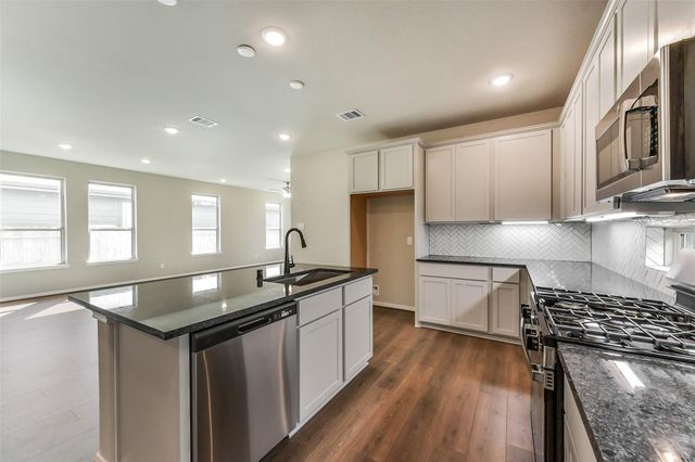 4214 Red Cedar Ring Lane, Pinehurst, TX 77362