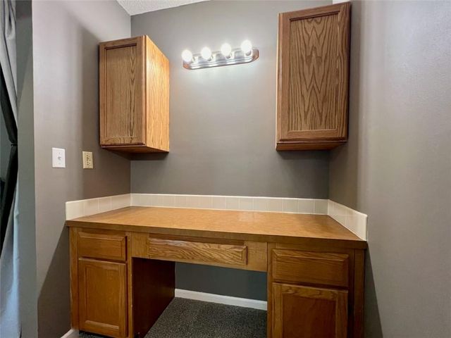 3017 W 23rd Terrace, Lawrence, KS 66047