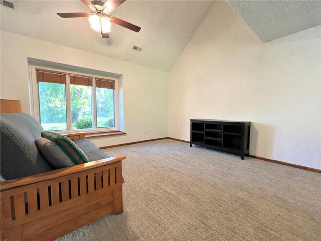 3017 W 23rd Terrace, Lawrence, KS 66047
