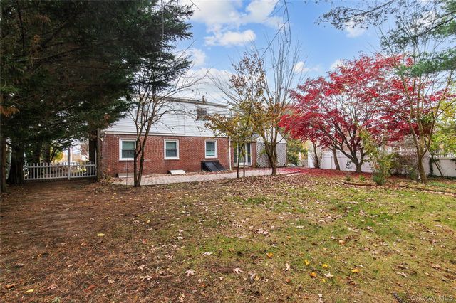 5 Prospect Street, Glen Head, NY 11545