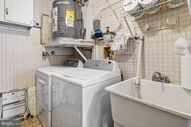 3-A SURREY CT, Monroe Township, NJ 08831