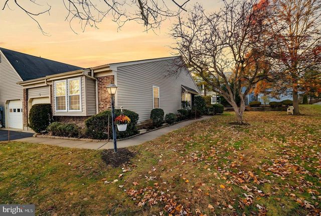 3-A SURREY CT, Monroe Township, NJ 08831