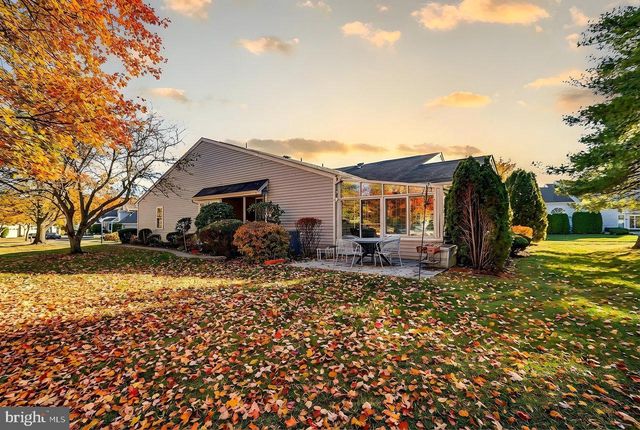 3-A SURREY CT, Monroe Township, NJ 08831