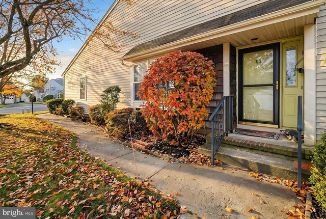 3-A SURREY CT, Monroe Township, NJ 08831