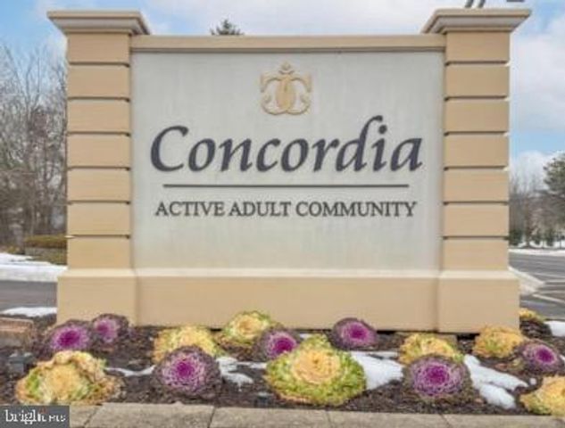 3-A SURREY CT, Monroe Township, NJ 08831