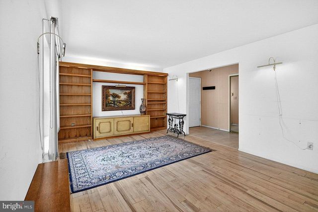 3-A SURREY CT, Monroe Township, NJ 08831