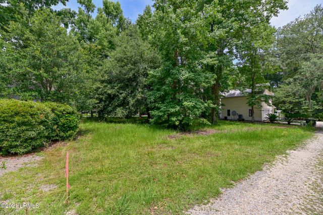 55 James Habersham, Beaufort, SC 29906