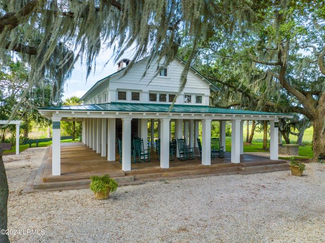 55 James Habersham, Beaufort, SC 29906