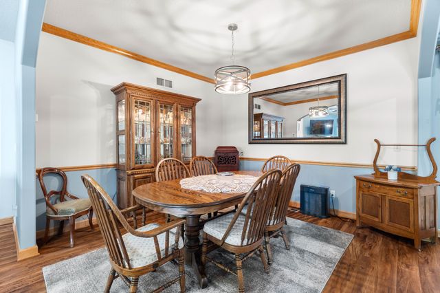 353 Georgetown Place, Norwalk, IA 50211