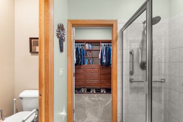 353 Georgetown Place, Norwalk, IA 50211