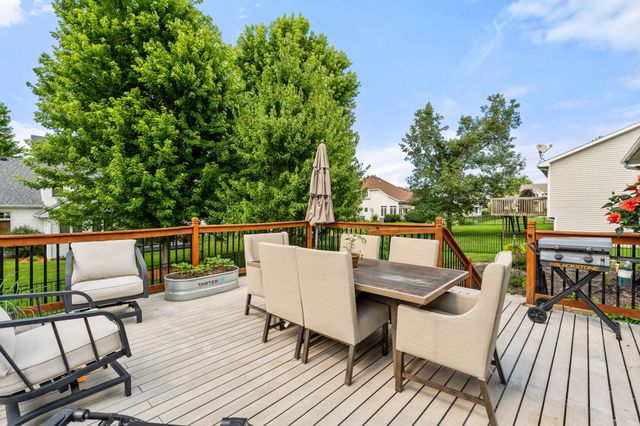 353 Georgetown Place, Norwalk, IA 50211