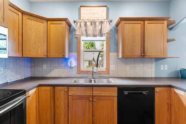 353 Georgetown Place, Norwalk, IA 50211