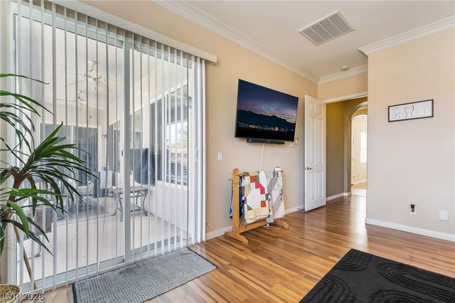 7876 Galloping Hills Street, Las Vegas, NV 89113