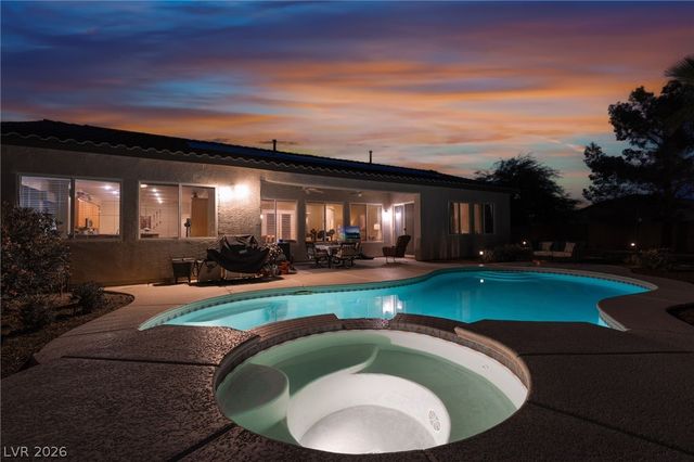 7876 Galloping Hills Street, Las Vegas, NV 89113