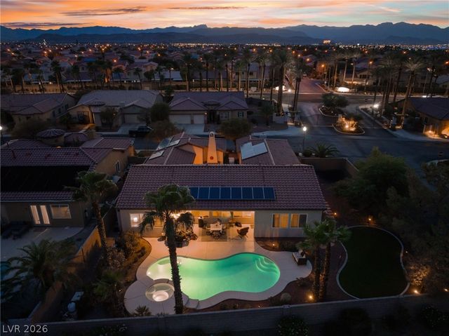 7876 Galloping Hills Street, Las Vegas, NV 89113