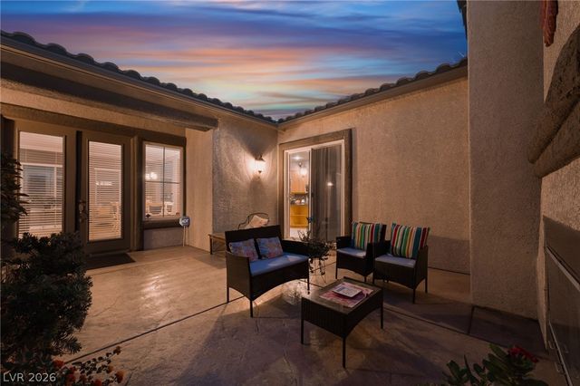 7876 Galloping Hills Street, Las Vegas, NV 89113