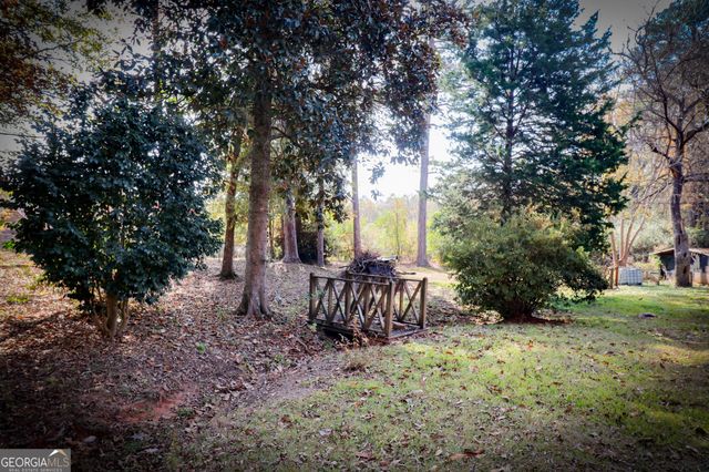47 Childrees Road, Thomaston, GA 30286