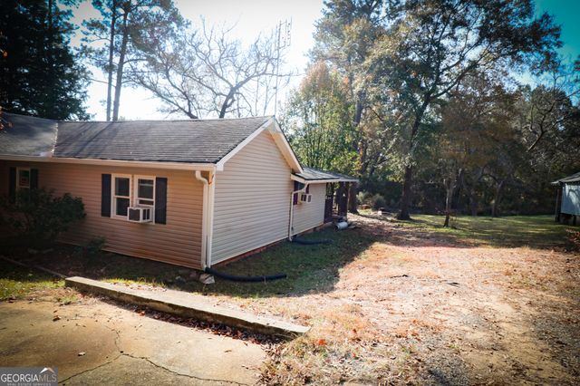 47 Childrees Road, Thomaston, GA 30286