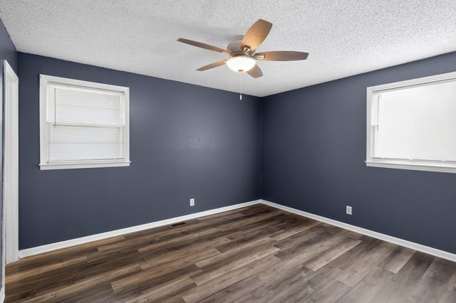 736 Roman Dr, Nashville, TN 37207