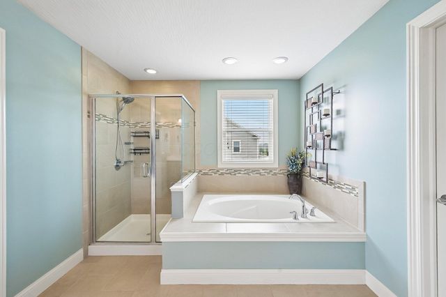 727 Regency Bend, Delaware, OH 43015