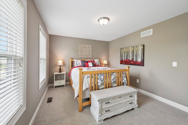 727 Regency Bend, Delaware, OH 43015