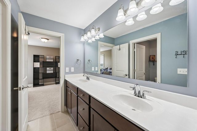 727 Regency Bend, Delaware, OH 43015