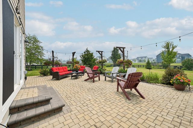 727 Regency Bend, Delaware, OH 43015
