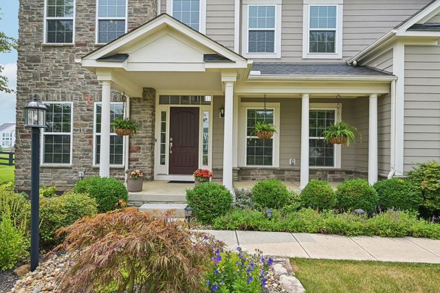 727 Regency Bend, Delaware, OH 43015