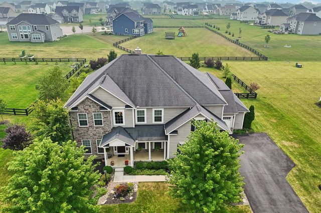 727 Regency Bend, Delaware, OH 43015