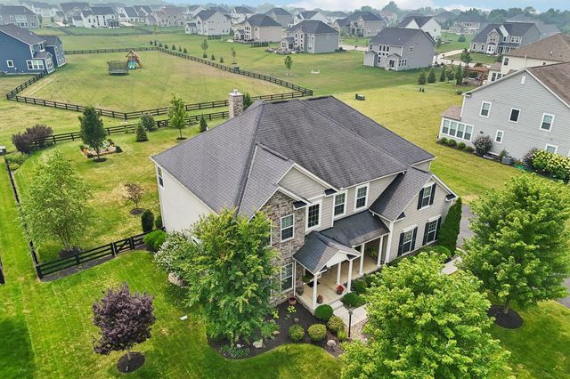 727 Regency Bend, Delaware, OH 43015