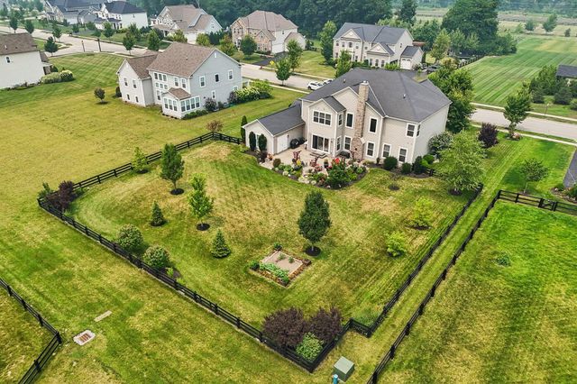 727 Regency Bend, Delaware, OH 43015