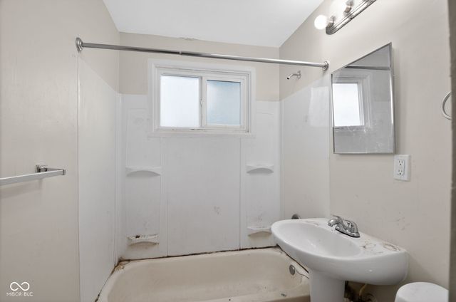 4422 N Campbell Avenue, Indianapolis, IN 46226