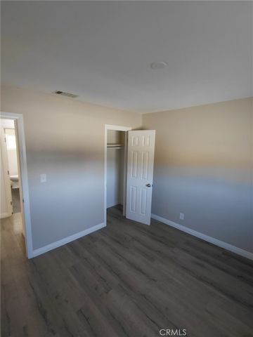 1211 E Avenue R3, Palmdale, CA 93550