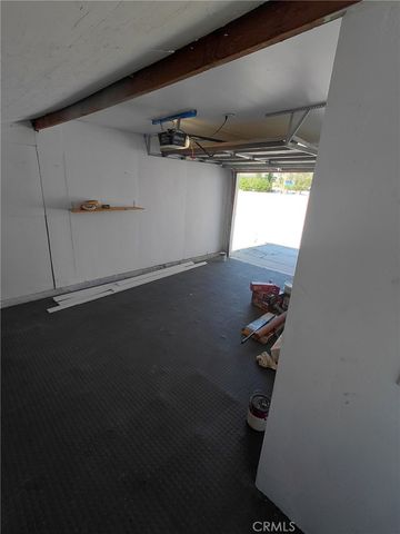 1211 E Avenue R3, Palmdale, CA 93550