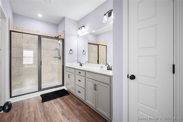 2021 Prestwick Place, Henryville, IN 47126