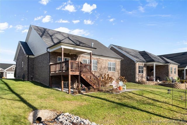 2021 Prestwick Place, Henryville, IN 47126