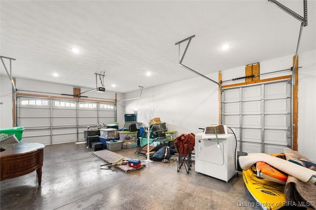 2021 Prestwick Place, Henryville, IN 47126