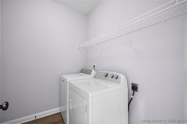 2021 Prestwick Place, Henryville, IN 47126