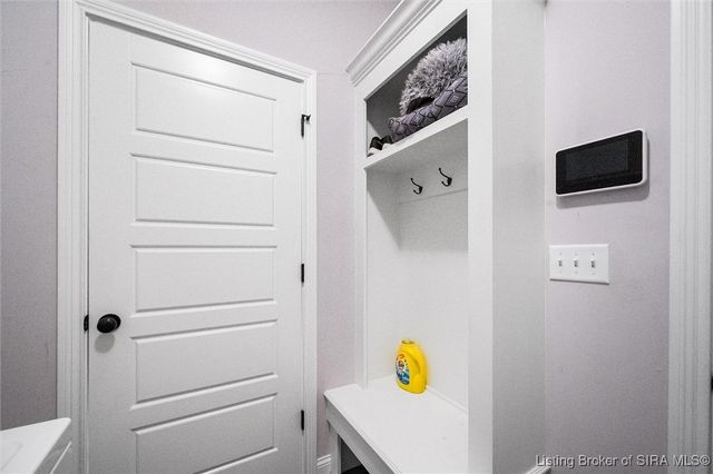 2021 Prestwick Place, Henryville, IN 47126