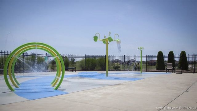 2021 Prestwick Place, Henryville, IN 47126