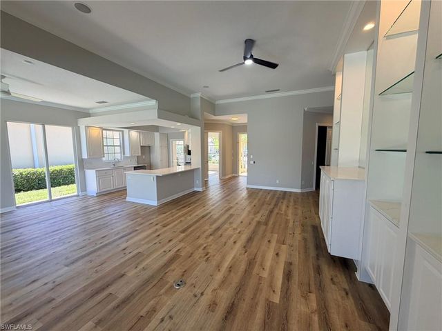 4048 Trinidad WAY, Naples, FL 34119