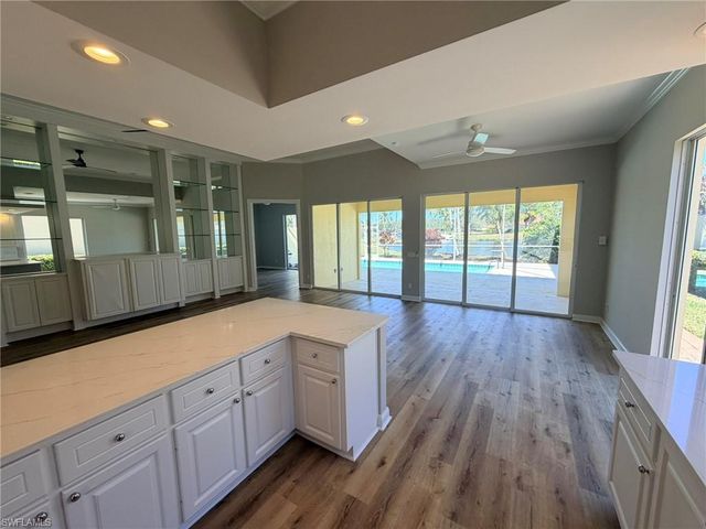 4048 Trinidad WAY, Naples, FL 34119