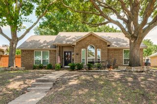 8070 Rock Brook Street, Frisco, TX 75034